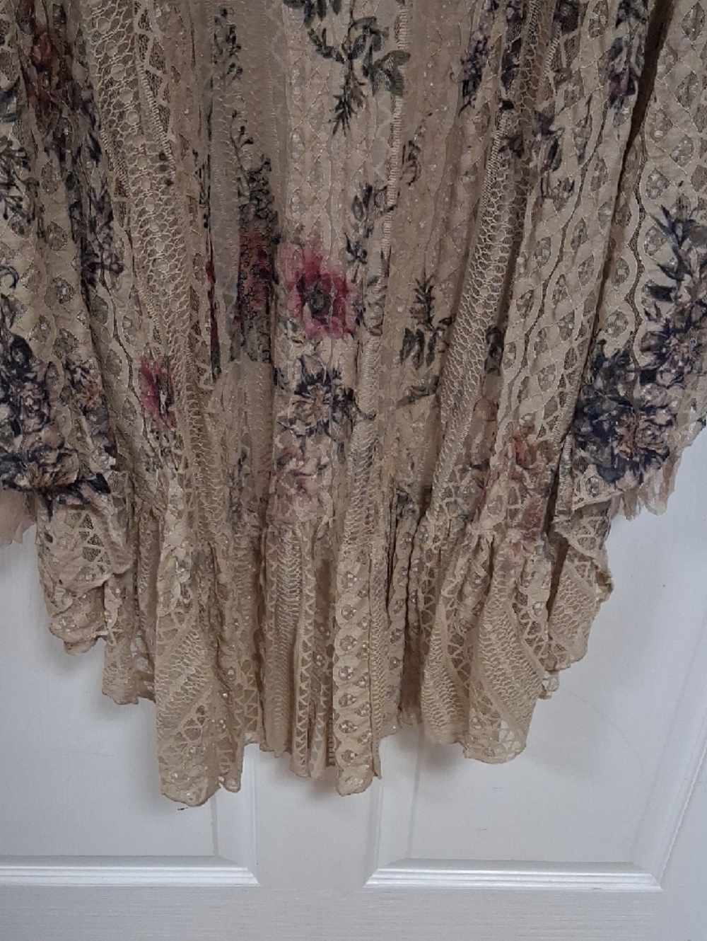 Origami Lace Floral Duster - Picture 11 of 13